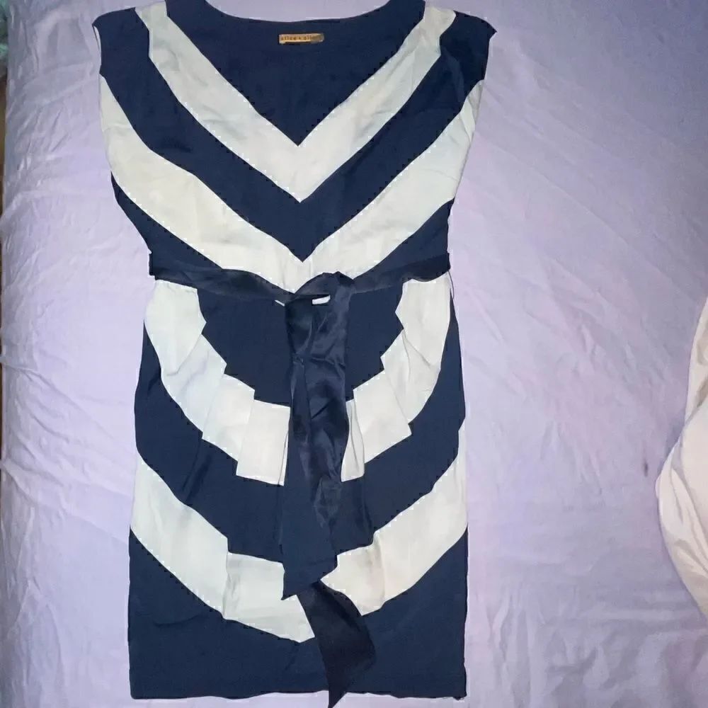 Alice + Olivia Silk Navy & White Slimming Chevron Dress